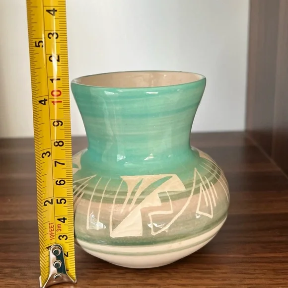 Vtg Native American Navajo Mesa Verde Potter Vase- Silas signed - Picture 6 of 6